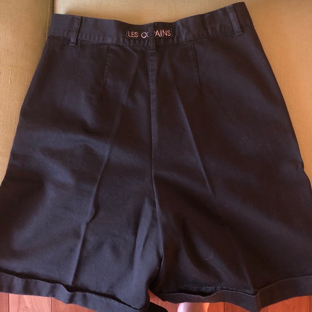 Classic wide shorts, perfect for summer.